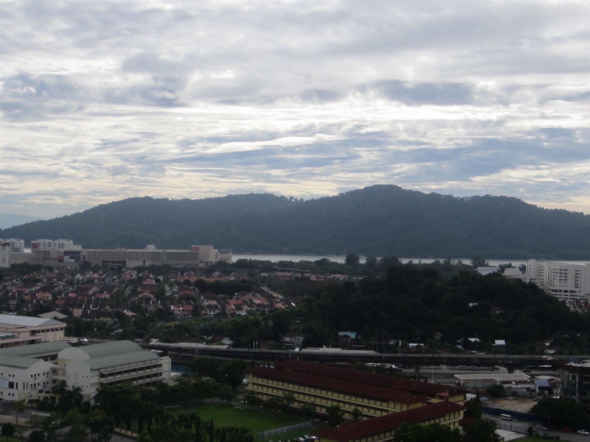 The Ceo Duplex Soho Suite Bayan Lepas Exterior foto